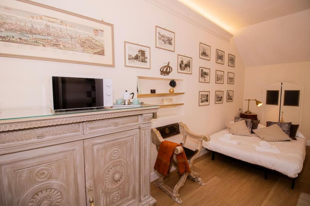 Unyca - Casa Isabelle Apartment Флоренция Екстериор снимка